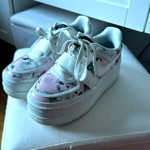Nike Vandal 2K Floral White Size 6.5